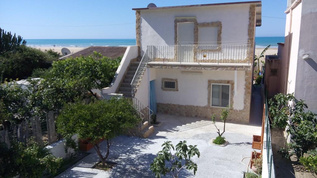 Villa Marinella Порто-Емпедокле Номер фото